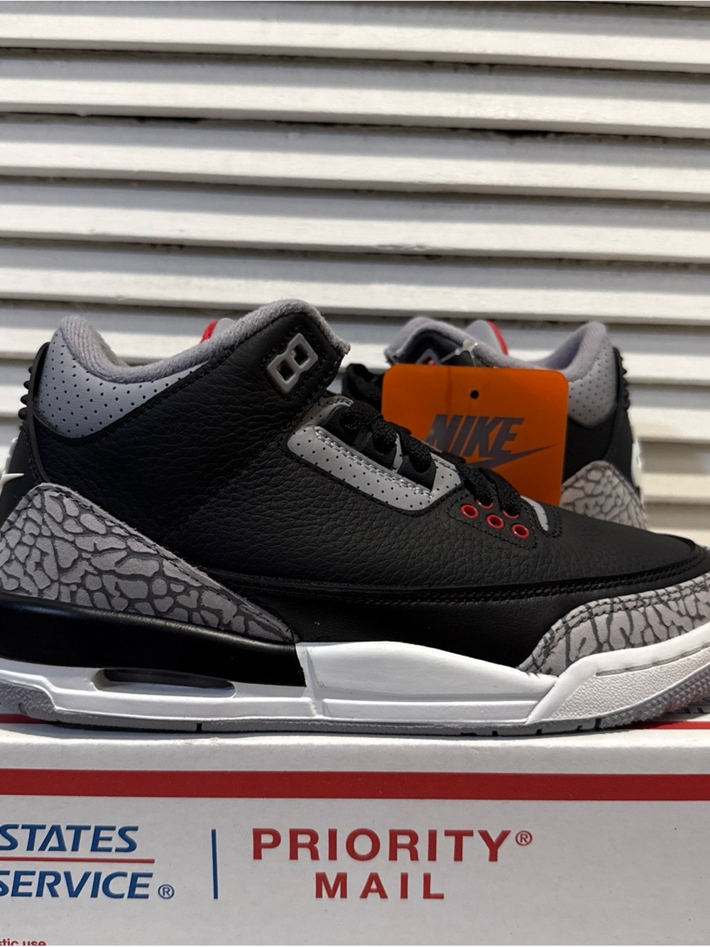 New Air Jordan 3 Retro OG Black Cement GS Big Kids Size 4Y / W 5.5 DM0967-010
